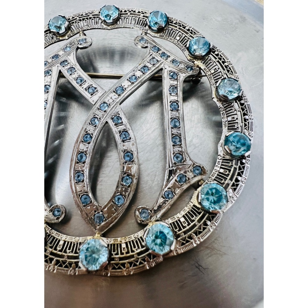 Art Deco 14k White Gold Frame Blue Stone Filigree Design Monogram "M" Brooch - Picture 9 of 13